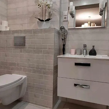 Appartement Eden- Jacuzzi, Saunowy , Sniadanie , Piekne Widoki *