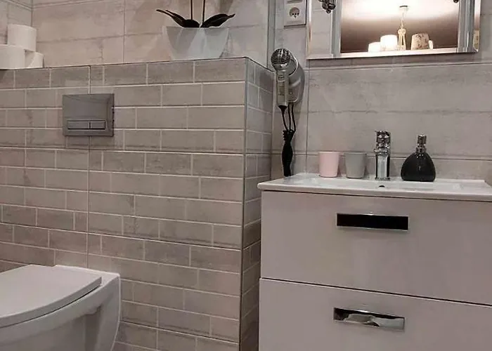 Apartamento Eden- Jacuzzi, Saunowy , Sniadanie , Piekne Widoki *